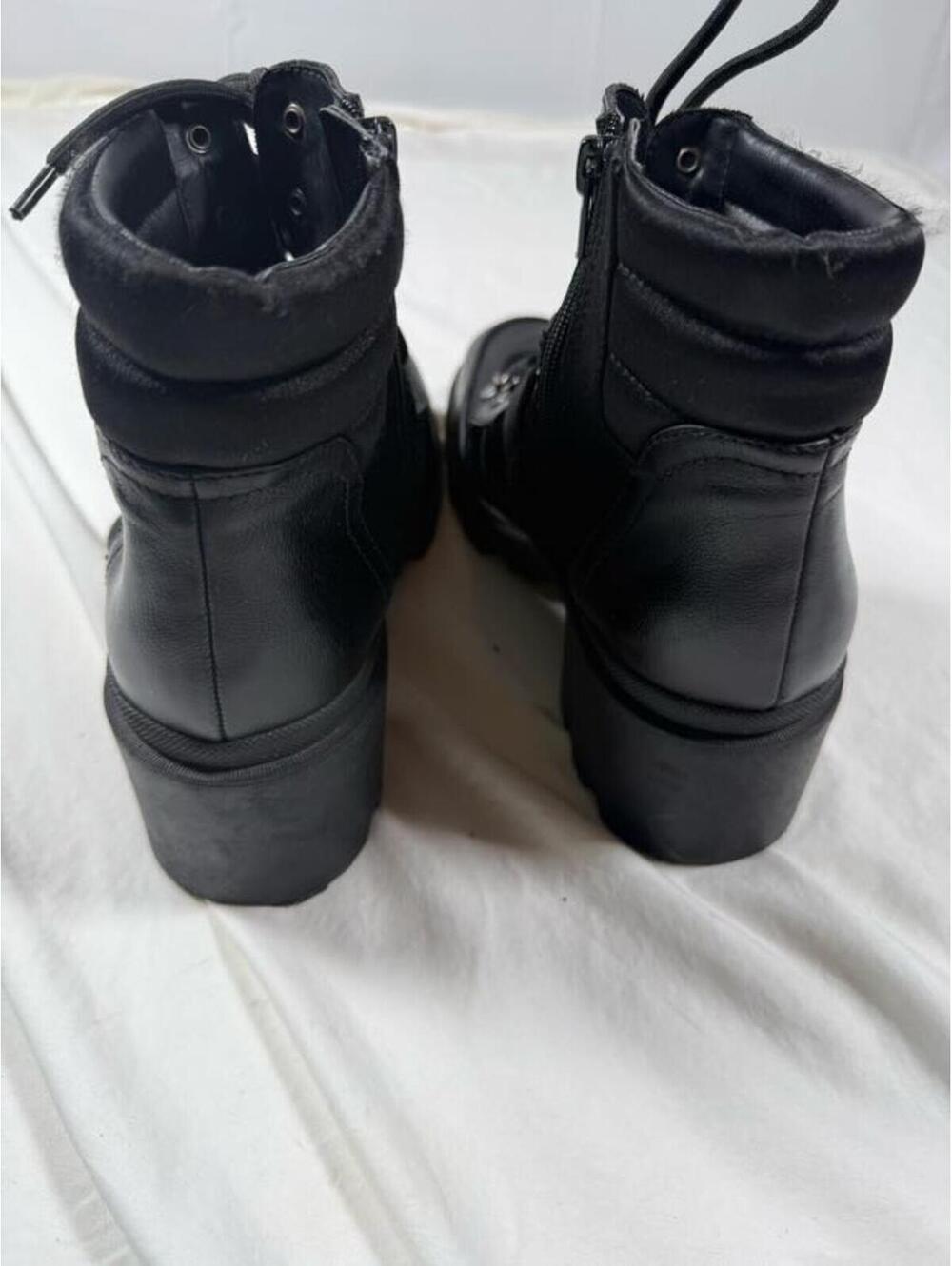 G by Guess Black Lace-Up Women's Ankle Boots Size 10 - Picture 7 of 7